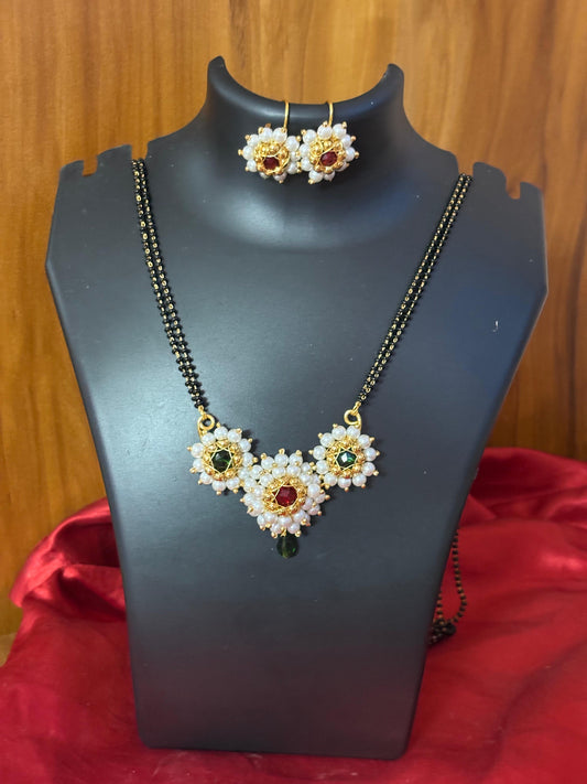 Eye of Endorra Necklace and Earrings set.